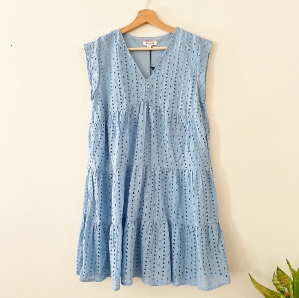 ANDREE BY UNIT Light Blue Eyelet Tiered Sleeveless Dress